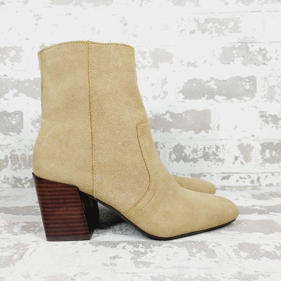 NEW Blondo Women's Sadie Waterproof Tan Suede Ankle Booties I624 - Picture 4 of 13